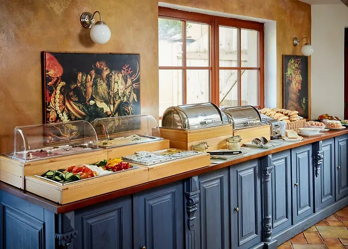 U Kata Отель 3*